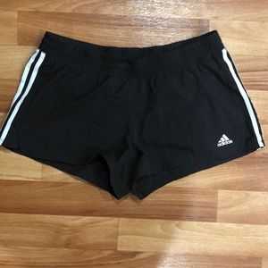 Adidas aeroready shorts L